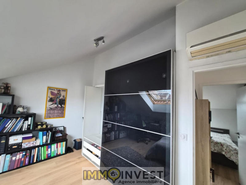 Appartement - 210 m² - 6 pièces