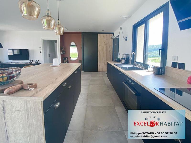 Maison - 89 m² - 4 pièces