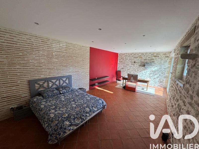 Maison - 179 m² - 5 pièces