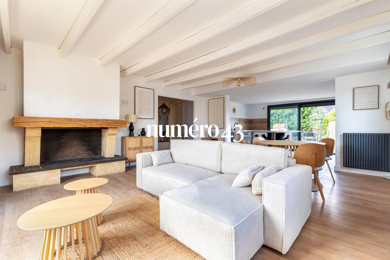 Villa - 107 m² - 6 pièces