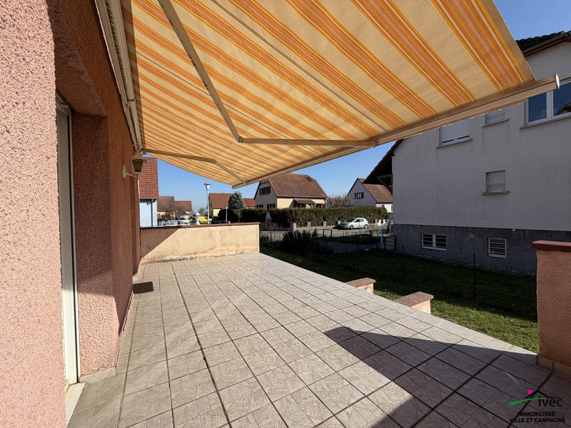 Maison - 93 m² - 5 pièces