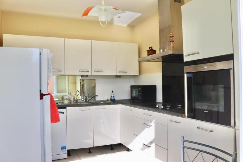 Maison - 94 m² - 5 pièces