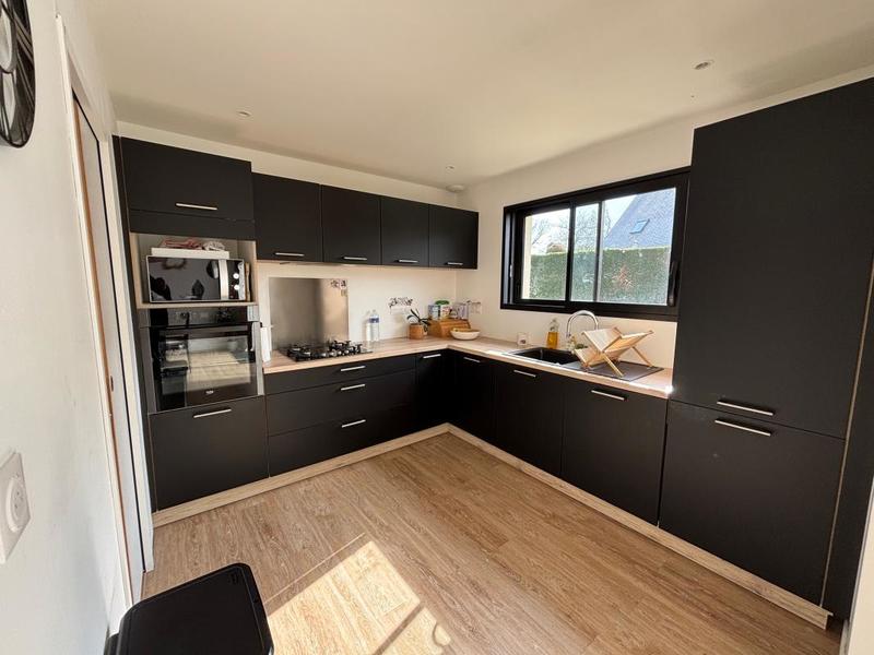 Maison - 100 m² - 4 pièces