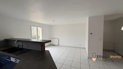 Villa - 168 m² - 8 pièces