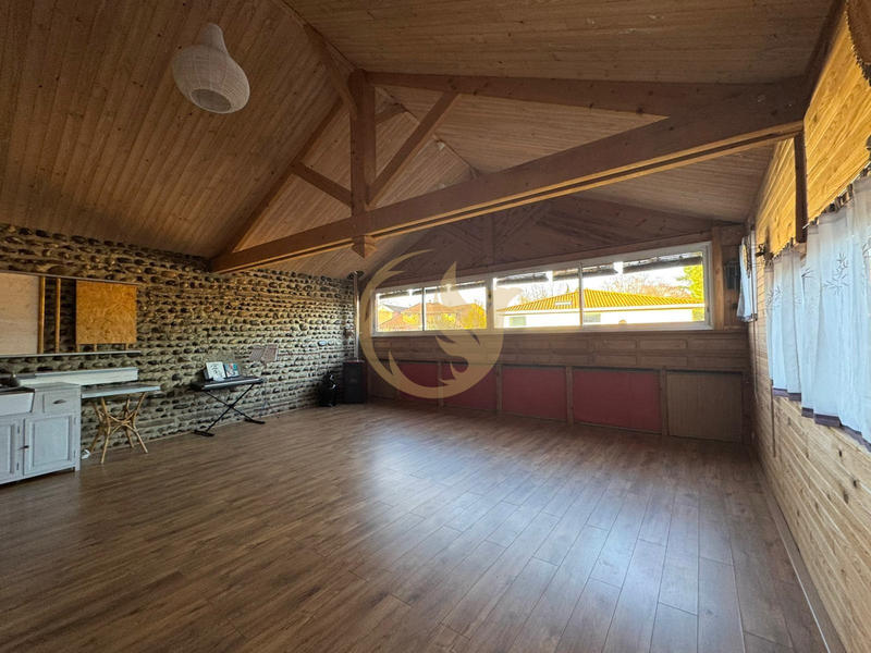 Maison - 141 m² - 5 pièces