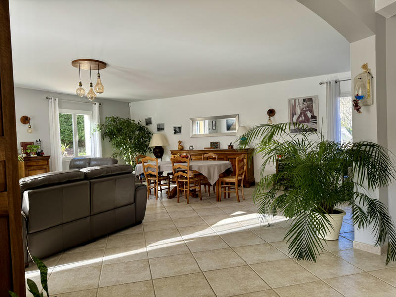 Maison - 200 m² - 6 pièces