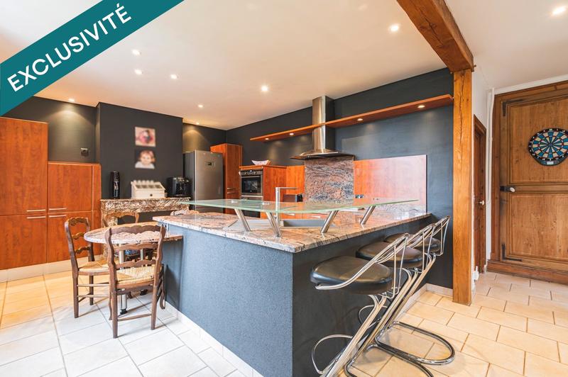 Maison de maîtres - 198 m² - 7 pièces