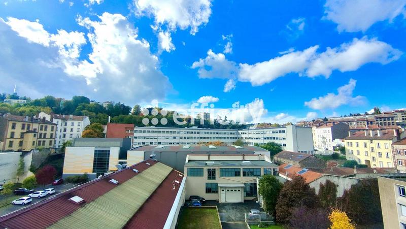 Appartement - 80 m² - 3 pièces