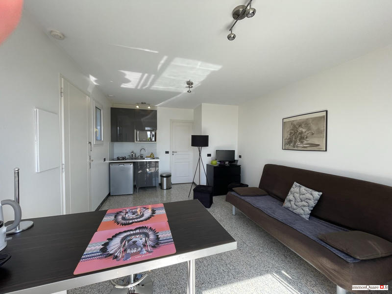 Villa - 181 m² - 8 pièces