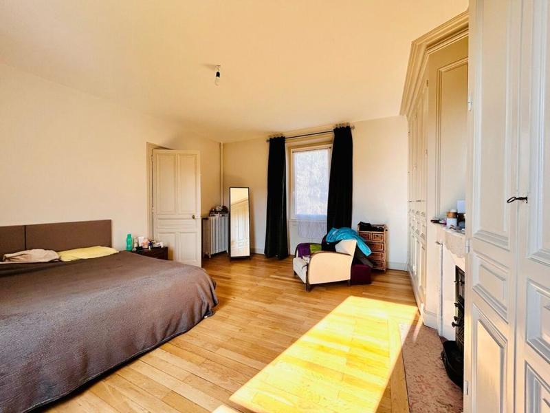 Maison - 156 m² - 6 pièces