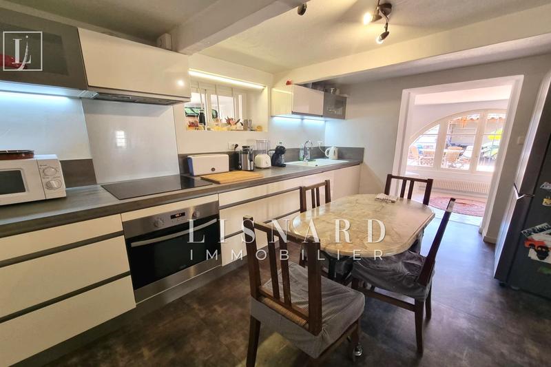 Maison - 135 m² - 4 pièces