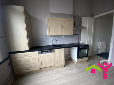 Appartement - 90 m² - 4 pièces