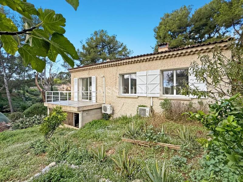 Maison - 94 m² - 4 pièces