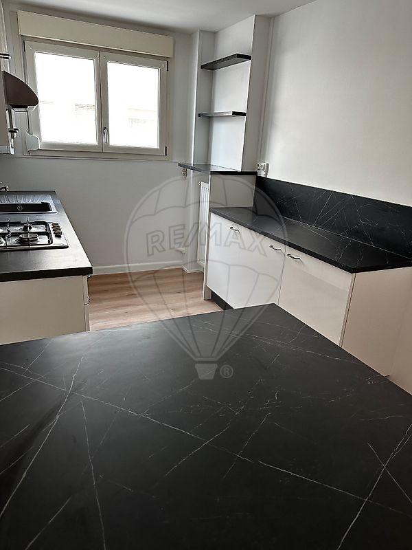 Immeuble - 368 m² - 18 pièces