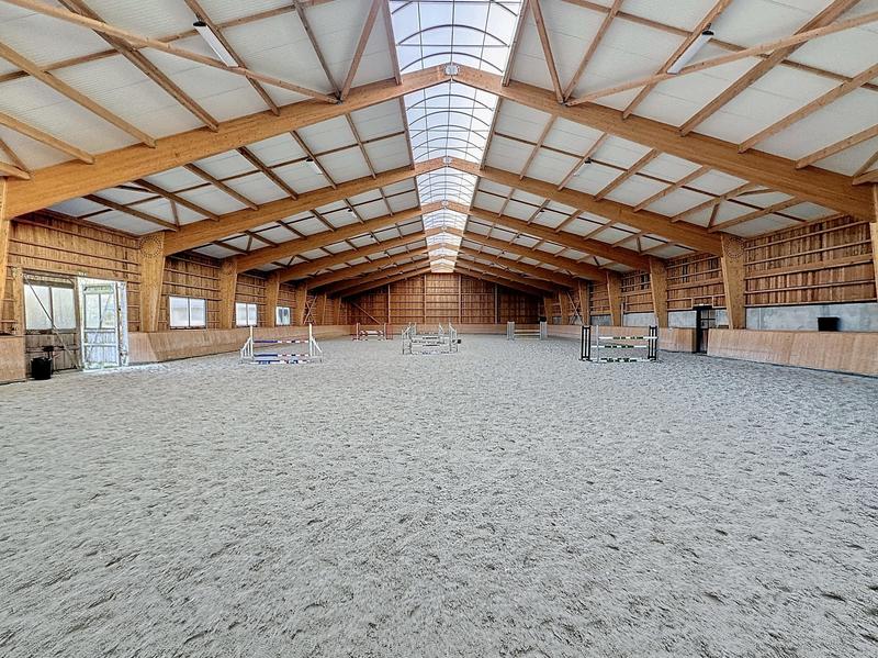 Maison - 285 m² - 5 pièces