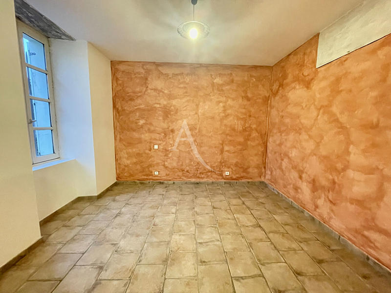Maison - 100 m² - 3 pièces