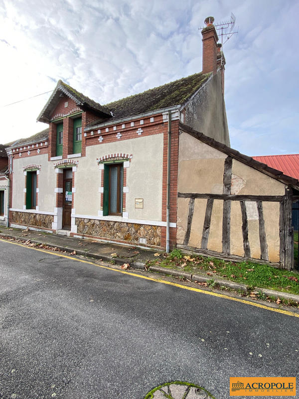 Maison - 102 m² - 5 pièces