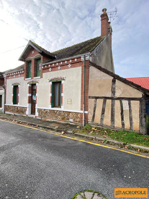 Maison - 102 m² - 5 pièces