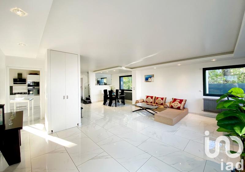 Maison de maîtres - 228 m² - 8 pièces