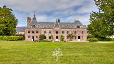 Château - 450 m² - 12 pièces