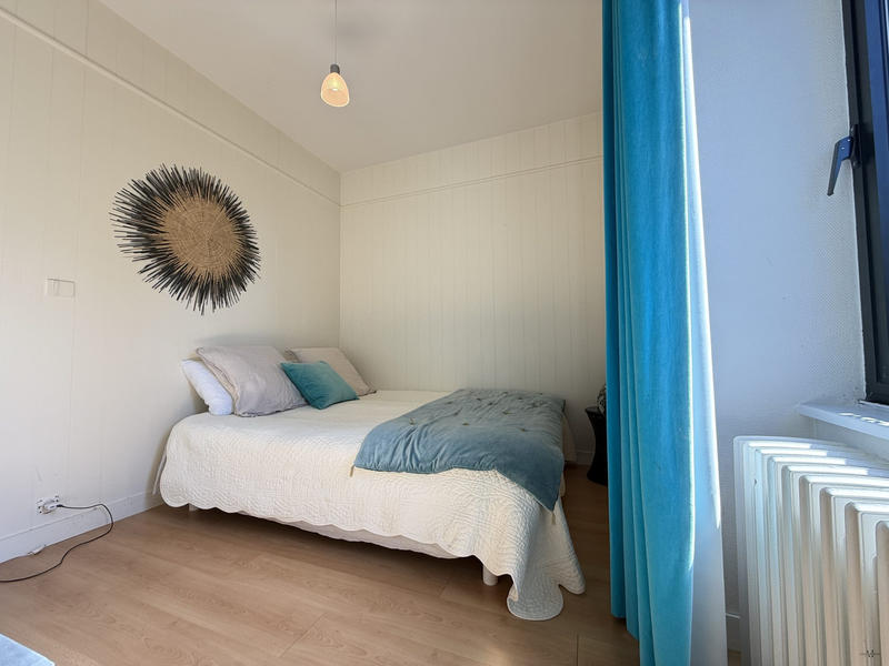 Maison - 218 m² - 7 pièces