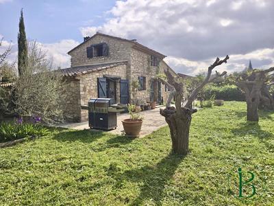 Maison en pierre - 170 m² - 6 pièces