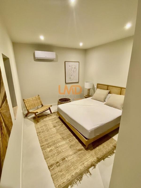 Maison en pierre - 200 m² - 8 pièces