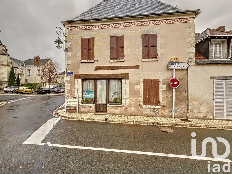 Maison - 304 m² - 9 pièces