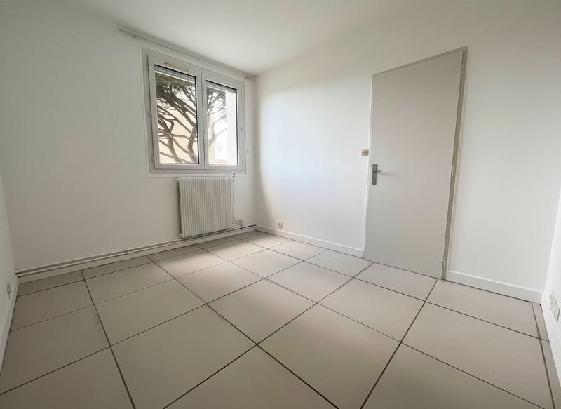 Appartement - 79 m² - 3 pièces