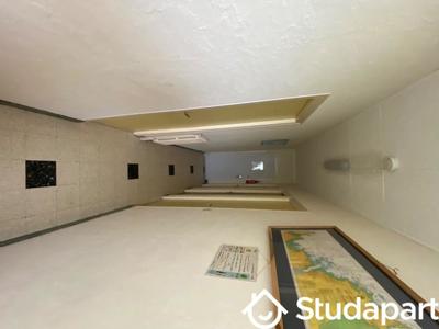 Chambre - 12 m² - 1 pièce