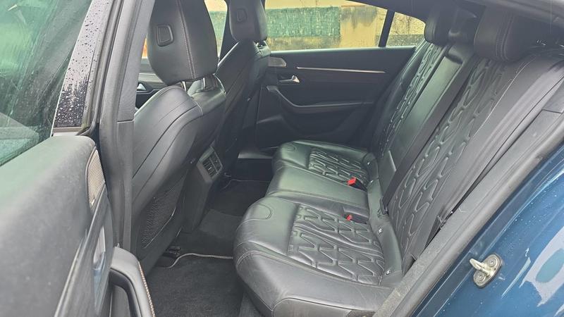 Peugeot 508 2.0 BlueHDI 180 Eat8 Gt - Automatique Toit ouvrant