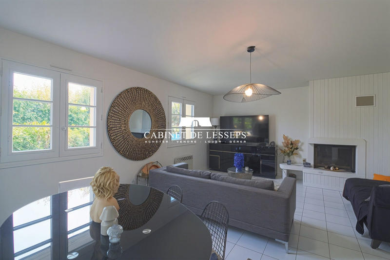 Maison - 140 m² - 6 pièces