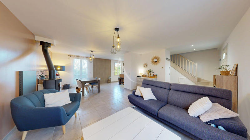 Maison - 116 m² - 6 pièces