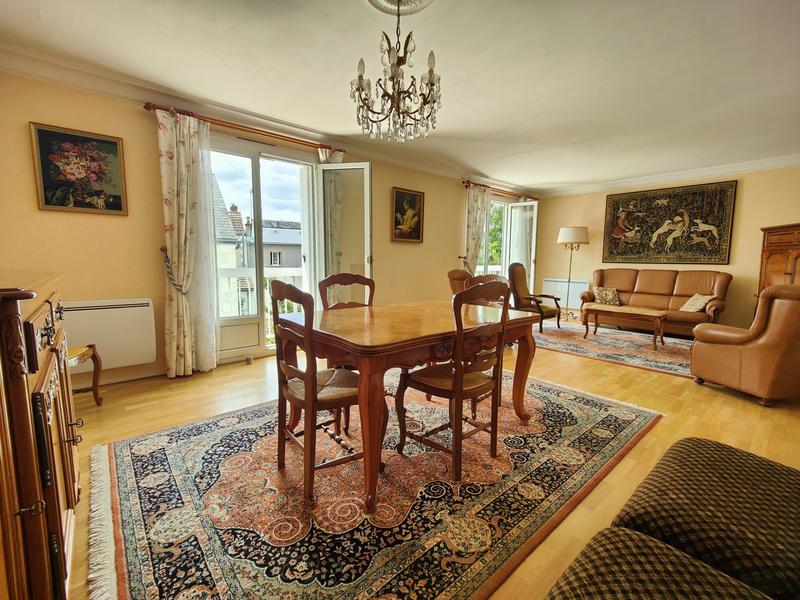 Appartement - 84 m² - 4 pièces