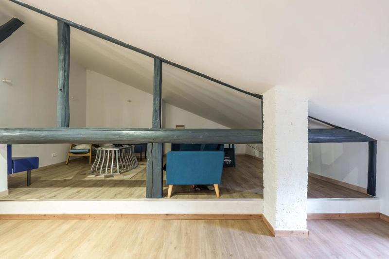 Maison - 274 m² - 7 pièces