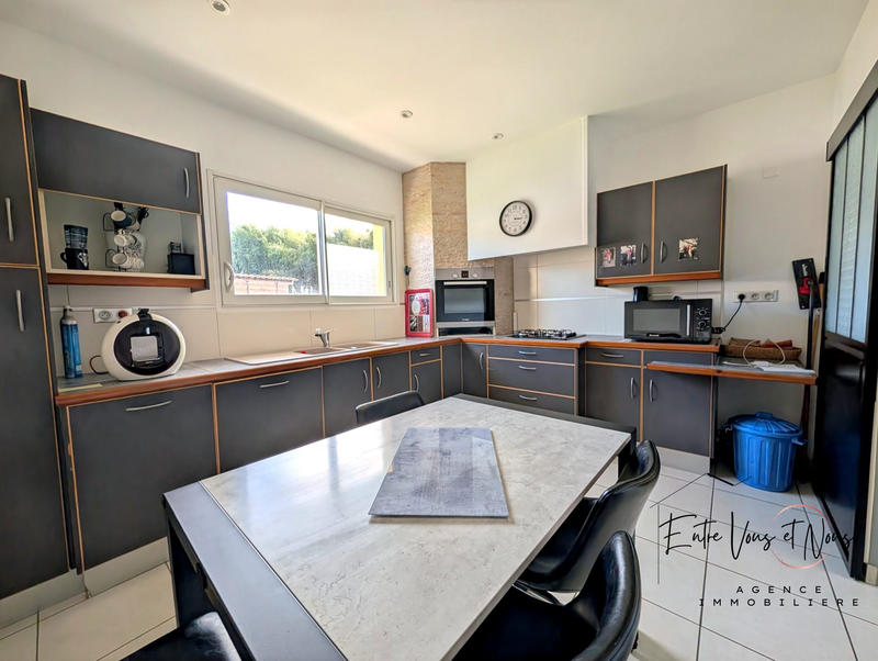 Maison - 90 m² - 3 pièces