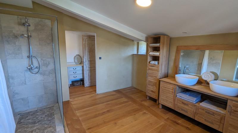 Maison - 187 m² - 4 pièces