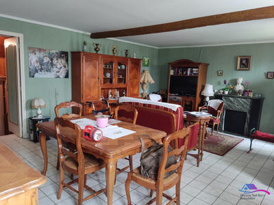 Maison - 85 m² - 4 pièces
