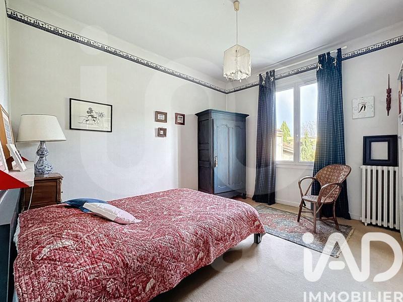 Maison - 170 m² - 8 pièces