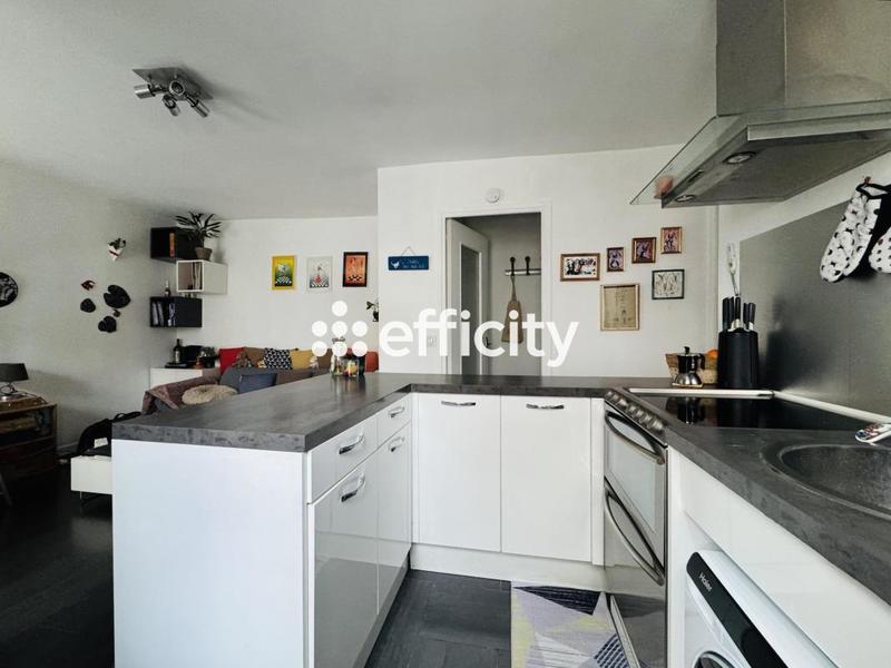 Appartement ancien - 35 m² - 2 pièces