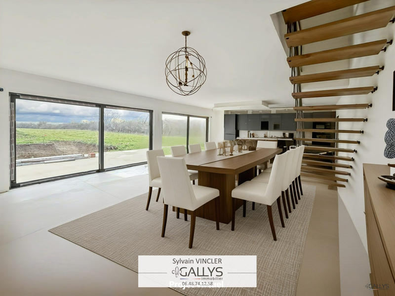 Maison - 149 m² - 6 pièces