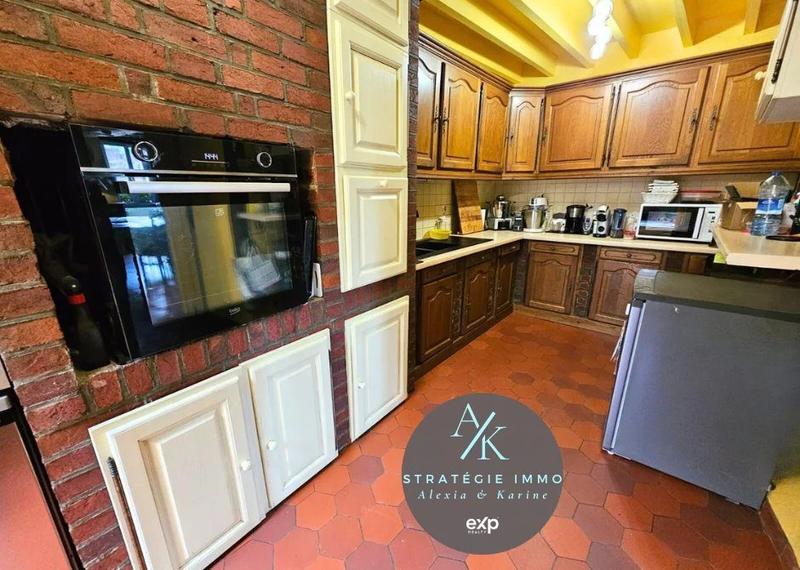 Maison - 163 m² - 7 pièces