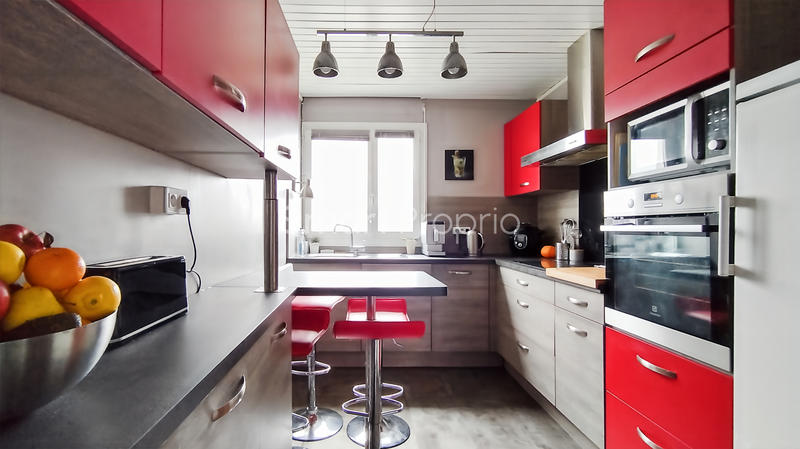 Appartement - 84 m² - 4 pièces