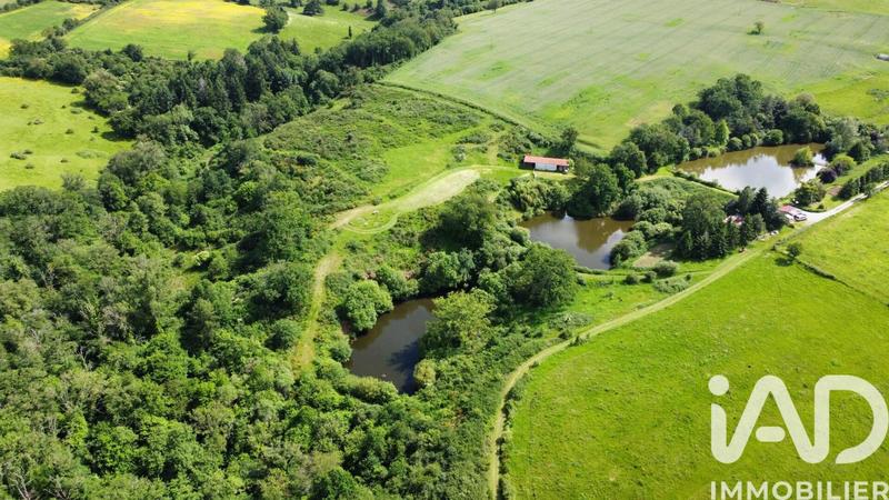 Terrain - 113 246 m²