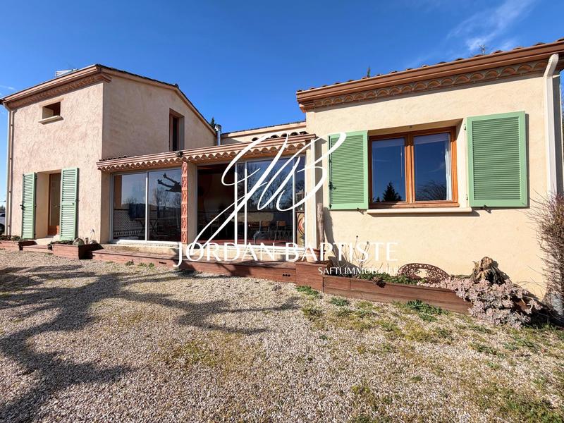 Maison - 145 m² - 5 pièces