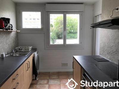 Chambre - 14 m² - 1 pièce