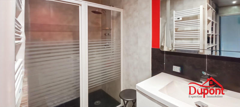 Maison - 200 m² - 7 pièces