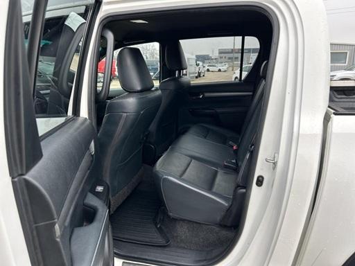 Toyota Hilux IV 4wd 2.8 d-4d 204 Double Cabine Invincible 4x4 Boite Manuelle