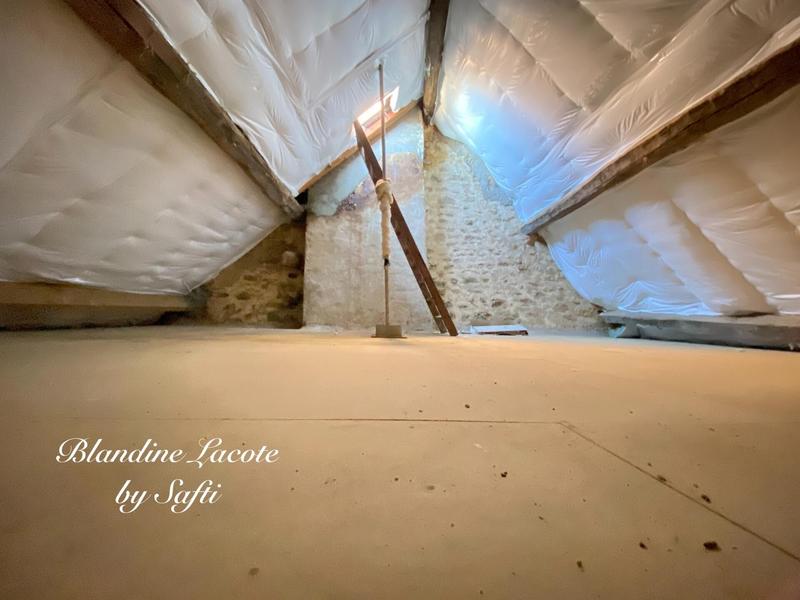 Maison - 95 m² - 4 pièces