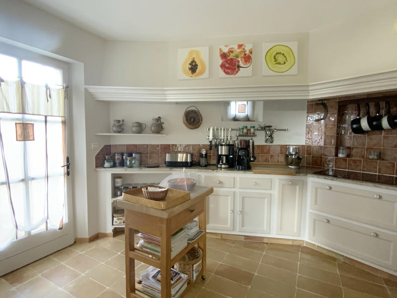 Maison - 273 m² - 6 pièces